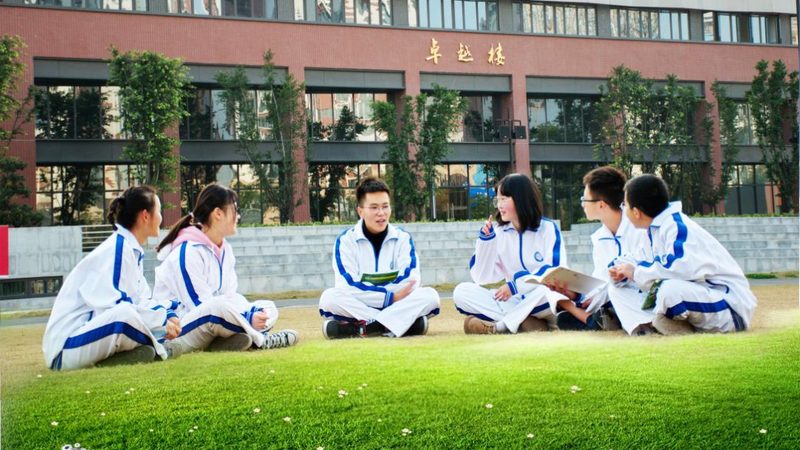 芯片型号代际差异：揭秘性能与技术的进化之路